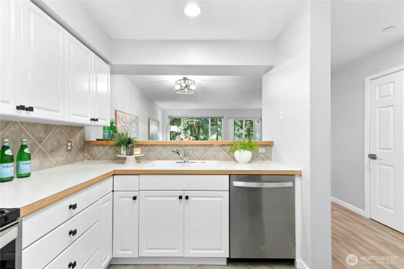 Property photo for 2300 Jefferson Avenue Ne #e121, Renton photo 13