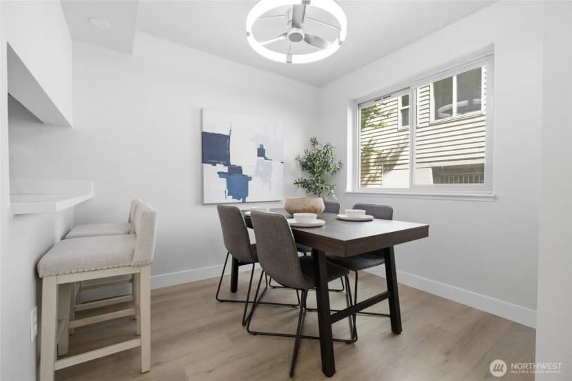 Property photo for 18200 Ne 73rd Avenue #a111, Kenmore photo 3