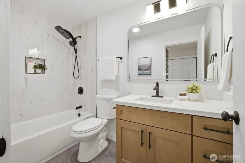 Property photo for 18200 Ne 73rd Avenue #a111, Kenmore photo 17
