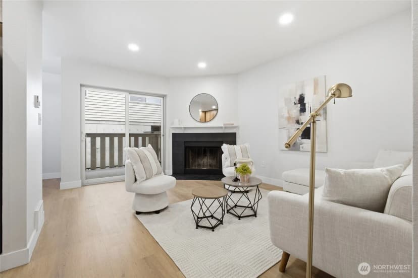 Property photo for 18200 Ne 73rd Avenue #a111, Kenmore