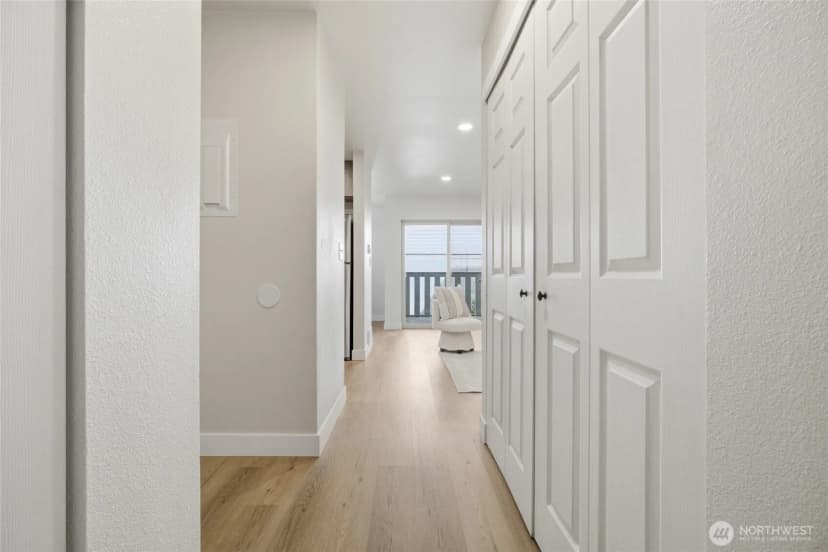 Property photo for 18200 Ne 73rd Avenue #a111, Kenmore photo 14