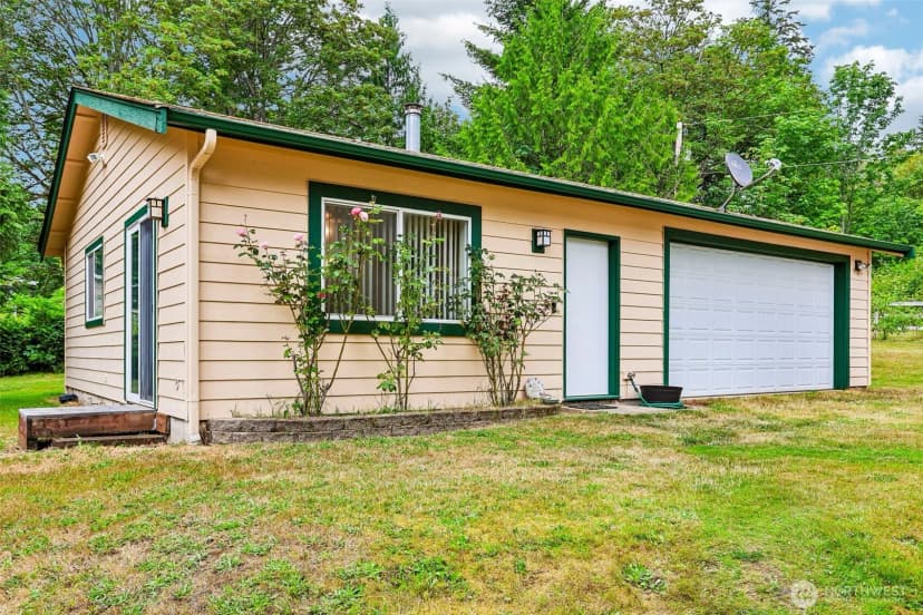 Property photo for 9810 6th Avenue Nw, Tulalip photo 26