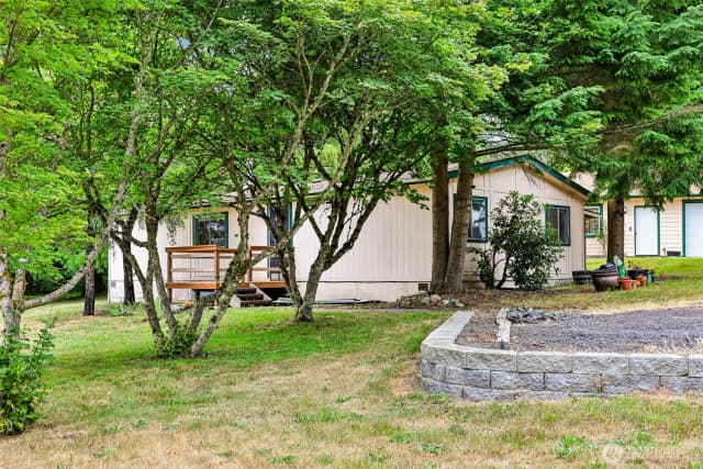 Property photo for 9810 6th Avenue Nw, Tulalip photo 5