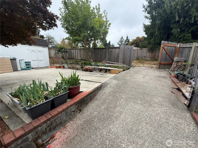 Property photo for 16745 Meridian Avenue N, Seattle photo 40