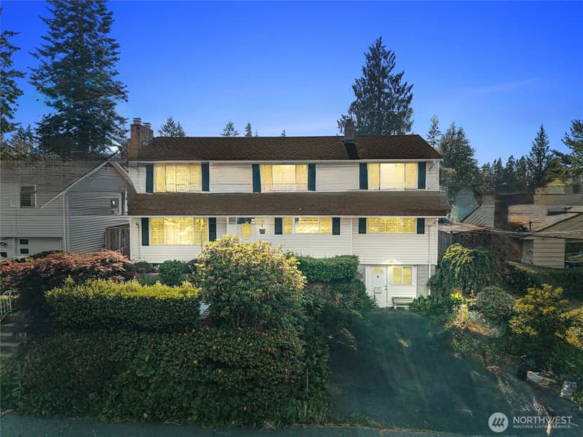 Property photo for 16745 Meridian Avenue N, Seattle