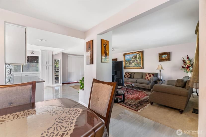 Property photo for 16745 Meridian Avenue N, Seattle photo 13