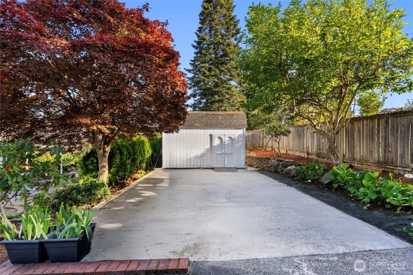 Property photo for 16745 Meridian Avenue N, Seattle photo 28