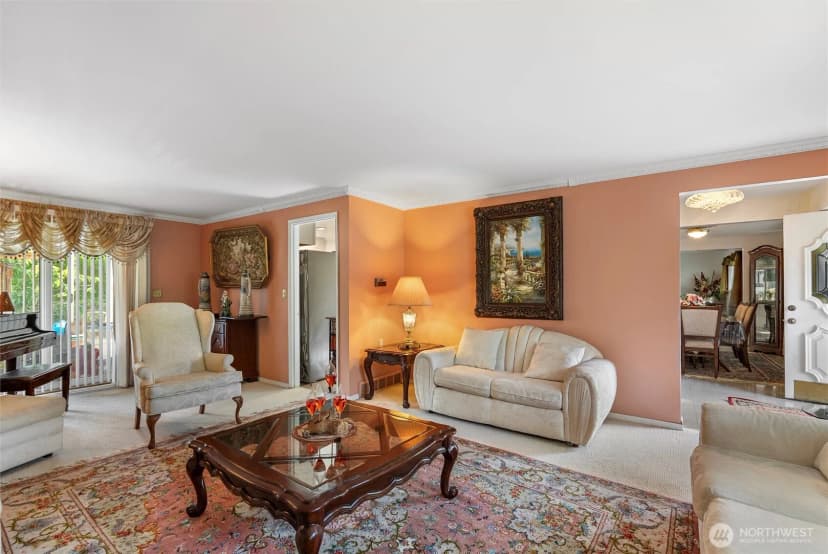 Property photo for 16745 Meridian Avenue N, Seattle photo 5