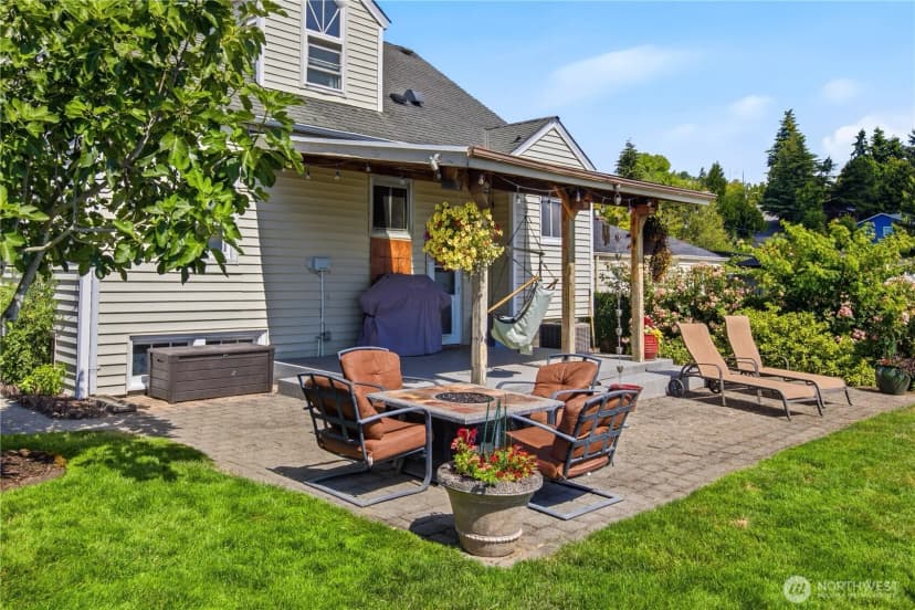 Property photo for 324 Stevens Avenue Sw, Renton photo 28
