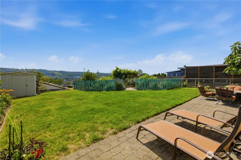 Property photo for 324 Stevens Avenue Sw, Renton photo 29