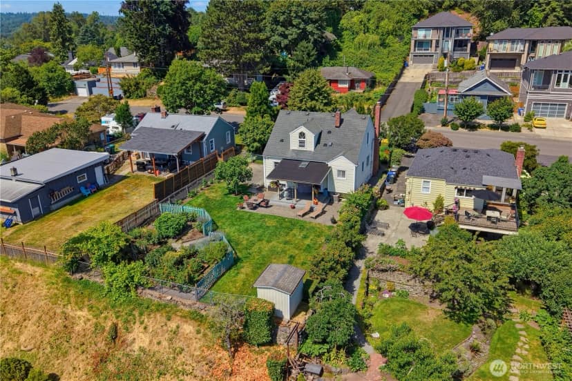 Property photo for 324 Stevens Avenue Sw, Renton photo 37