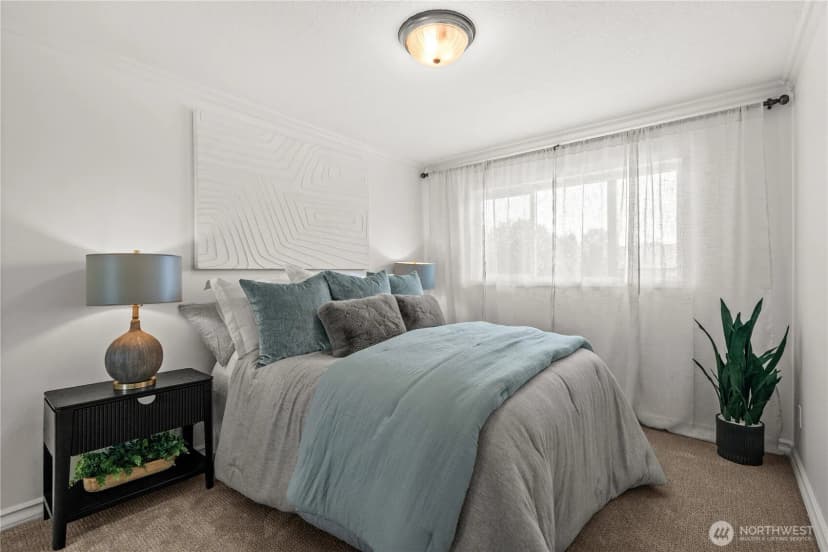 Property photo for 2501 Canterbury Lane E #203, Seattle photo 16