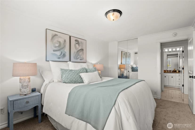 Property photo for 2501 Canterbury Lane E #203, Seattle photo 21