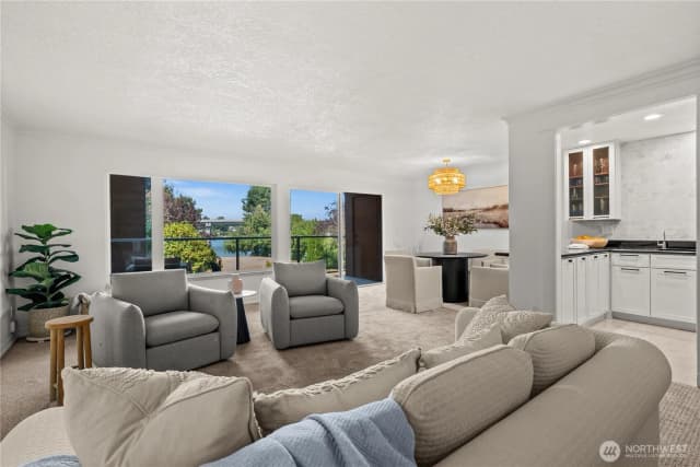 Property photo for 2501 Canterbury Lane E #203, Seattle photo 4