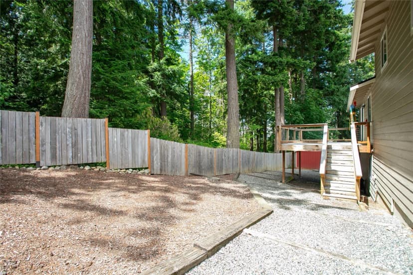 Property photo for 3881 Magrath Street, Bellingham photo 32