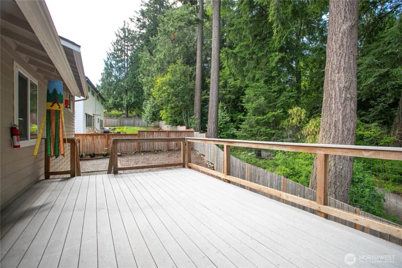 Property photo for 3881 Magrath Street, Bellingham photo 9