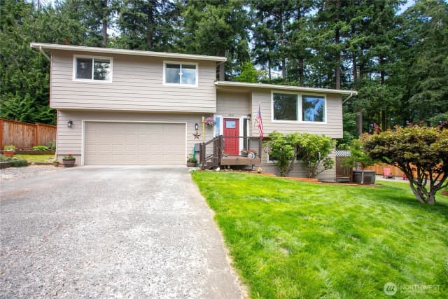 Property photo for 3881 Magrath Street, Bellingham