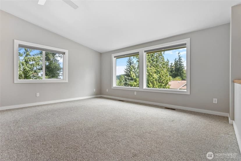 Property photo for 3881 Magrath Street, Bellingham photo 5