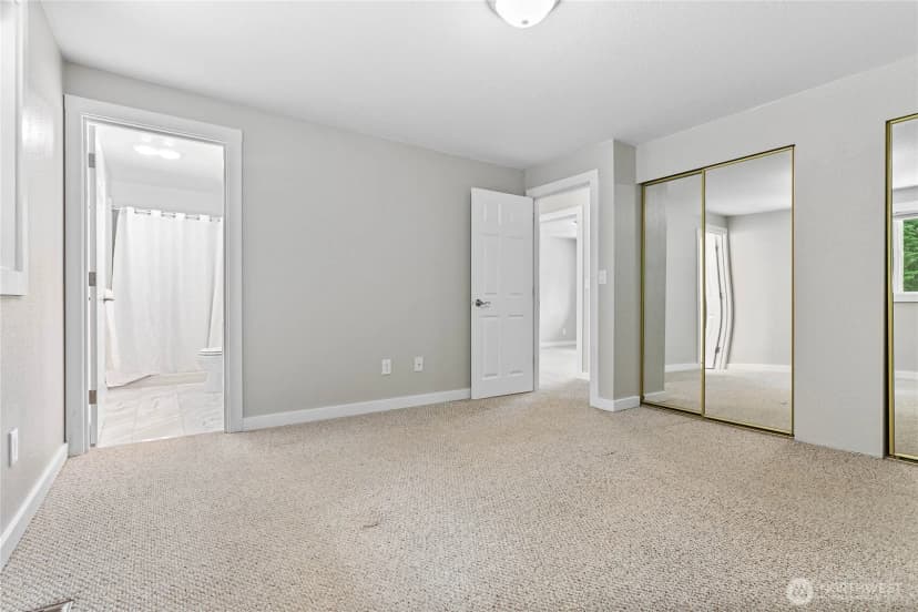 Property photo for 3881 Magrath Street, Bellingham photo 19