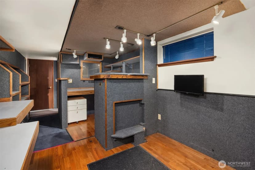 Property photo for 7712 23rd Avenue Nw, Seattle photo 29