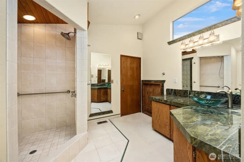 Property photo for 7712 23rd Avenue Nw, Seattle photo 19