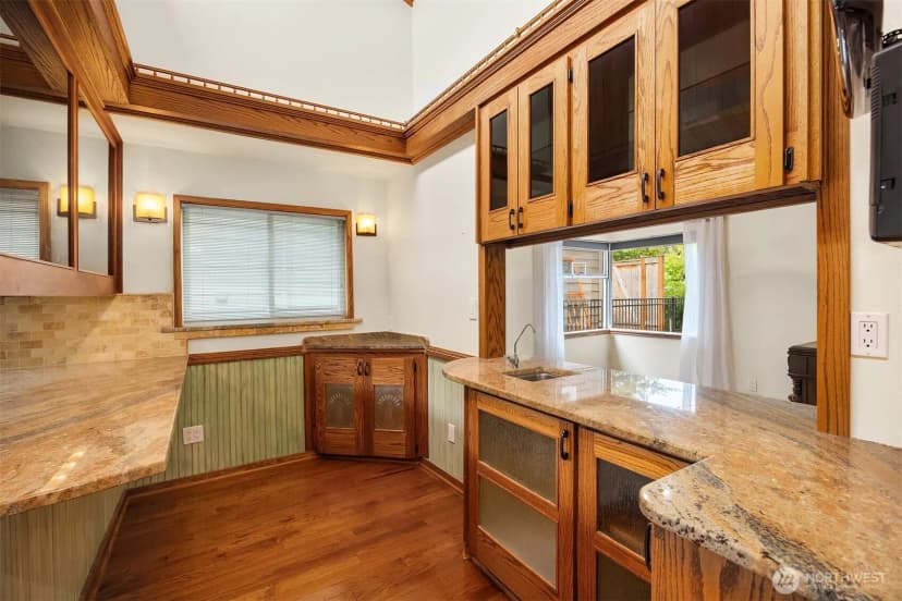 Property photo for 7712 23rd Avenue Nw, Seattle photo 7