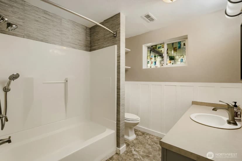Property photo for 7718 S 120th St, Seattle photo 23