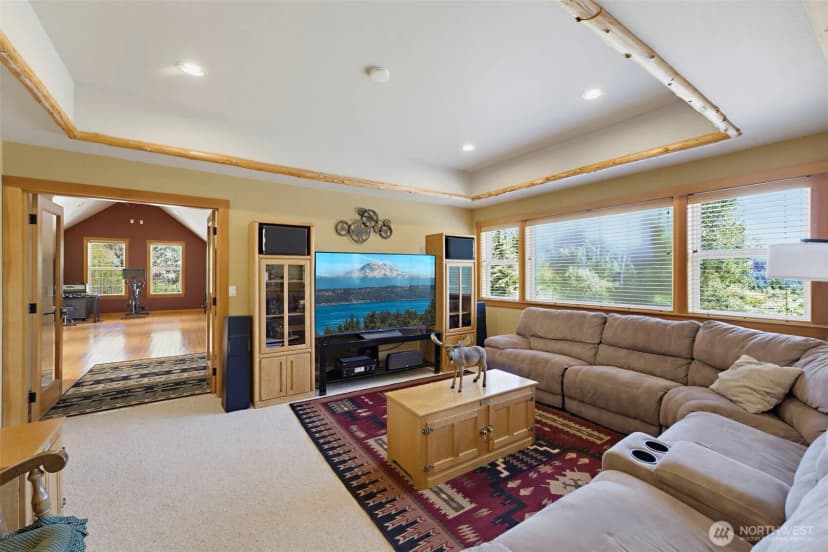 Property photo for 10710 417th Street E, Eatonville photo 22