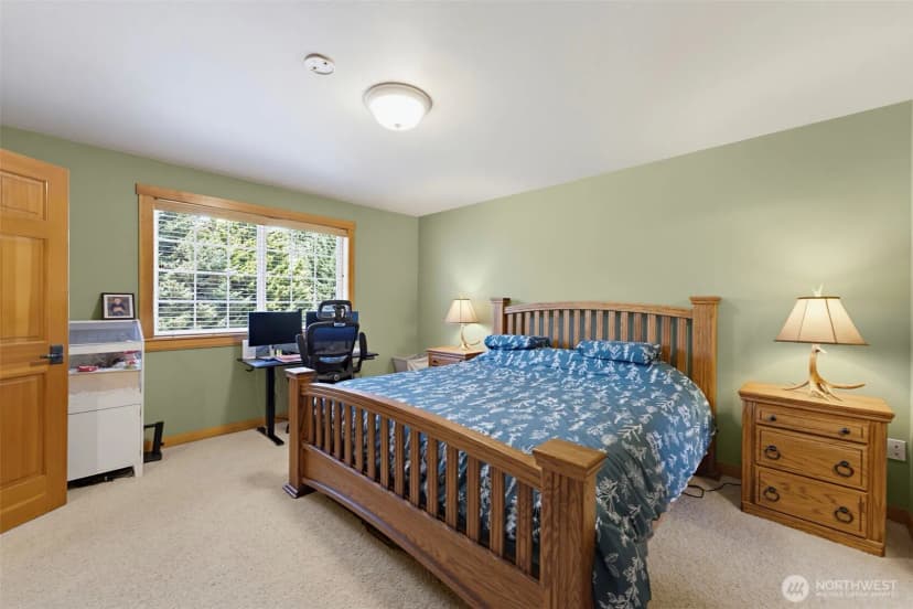 Property photo for 10710 417th Street E, Eatonville photo 23