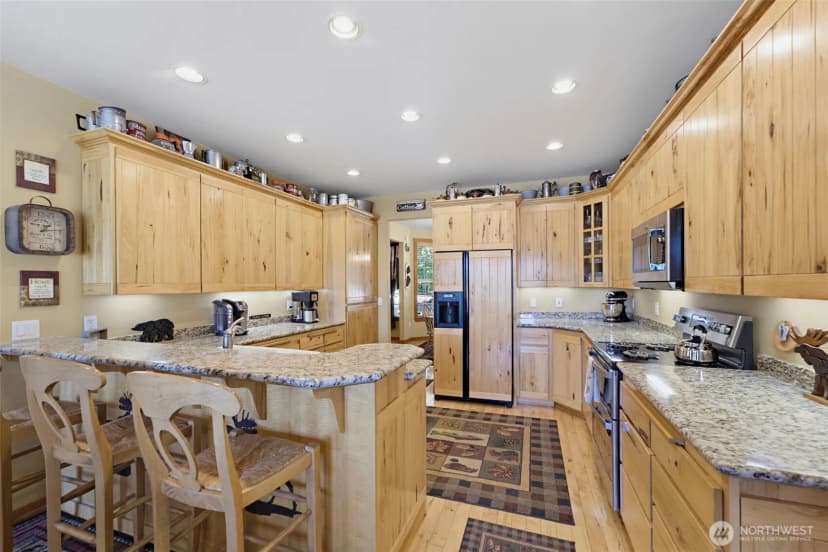 Property photo for 10710 417th Street E, Eatonville photo 10