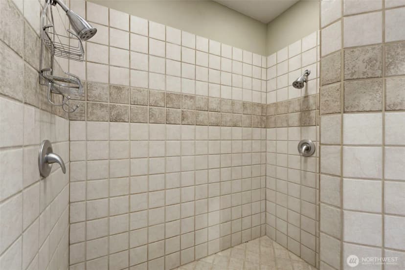 Property photo for 10710 417th Street E, Eatonville photo 17