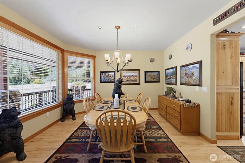 Property photo for 10710 417th Street E, Eatonville photo 12