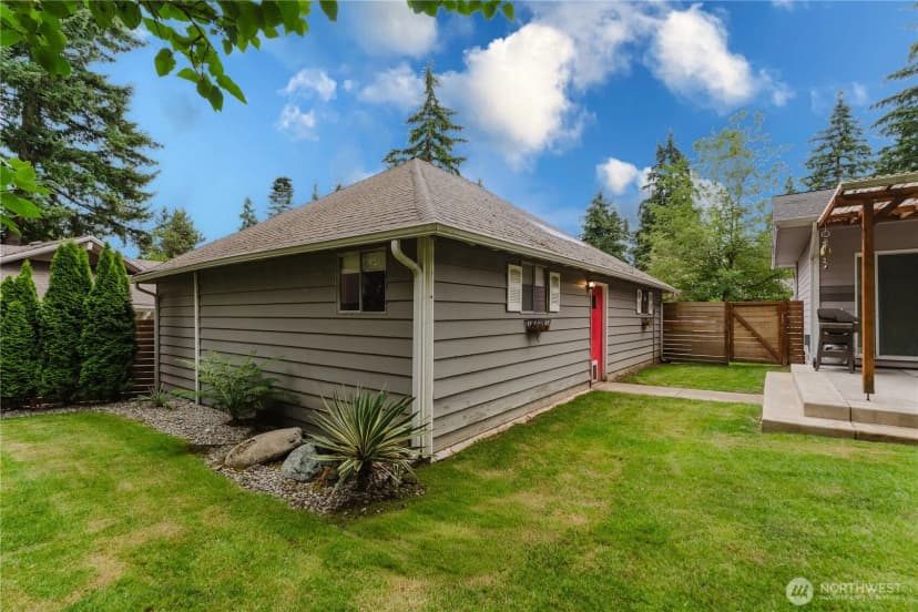 Property photo for 8706 Ne 135th Place, Kirkland photo 33