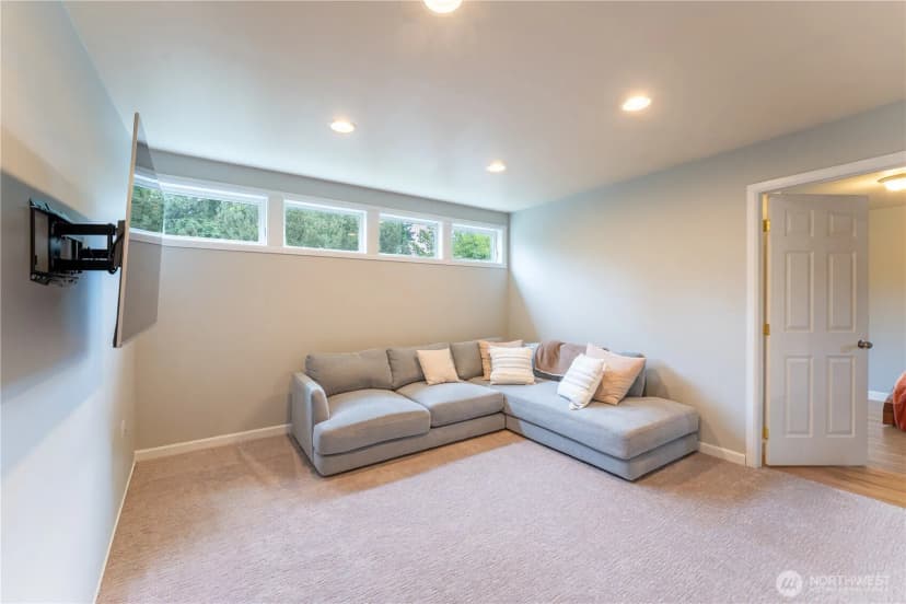 Property photo for 8706 Ne 135th Place, Kirkland photo 24