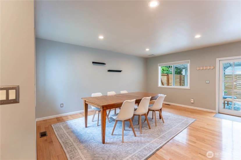 Property photo for 8706 Ne 135th Place, Kirkland photo 15