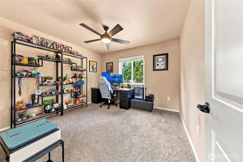 Property photo for 301 135th Place Se, Rainier photo 29