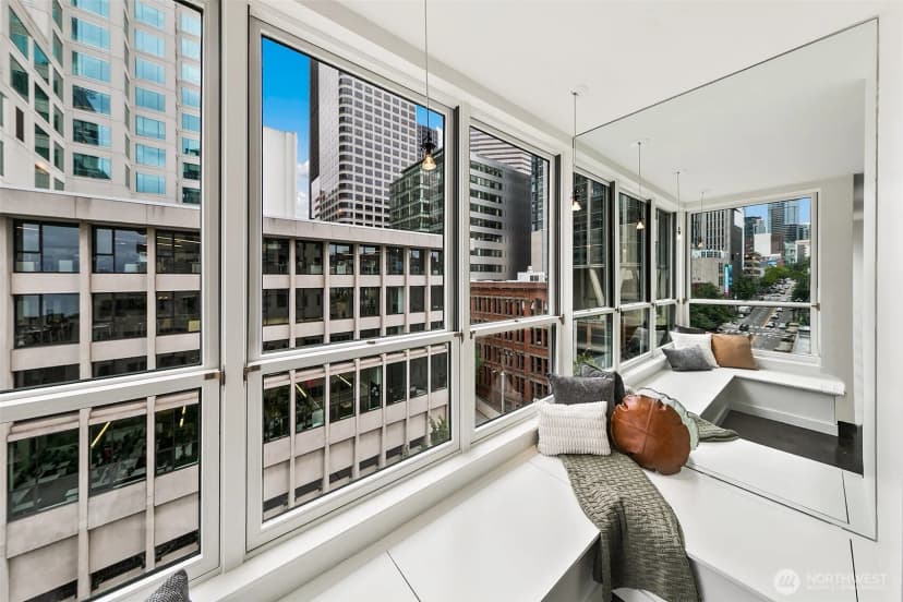 Property photo for 1107 1st Avenue #701, Seattle photo 9