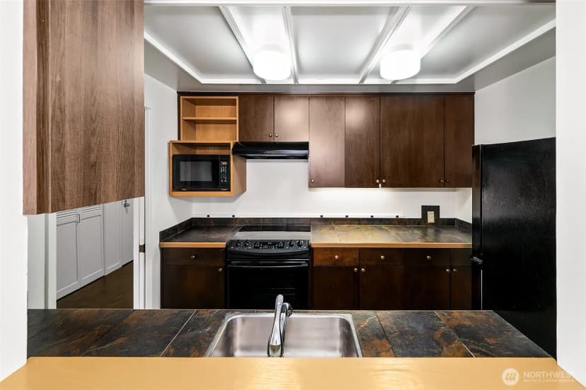 Property photo for 1107 1st Avenue #701, Seattle photo 8