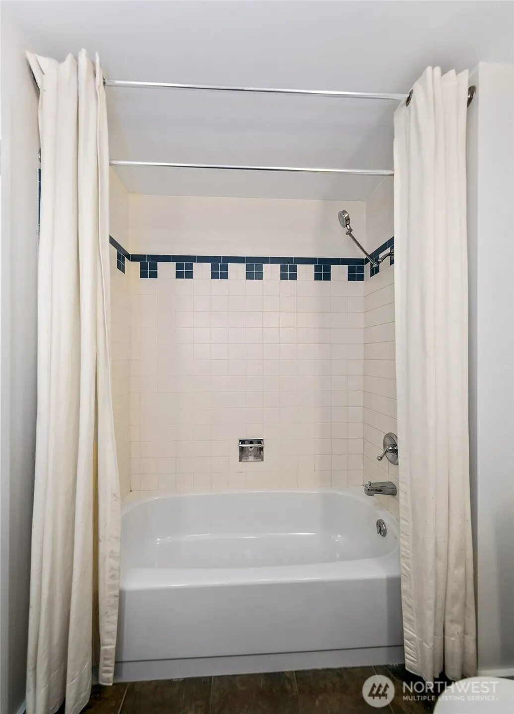 Property photo for 1107 1st Avenue #701, Seattle photo 12