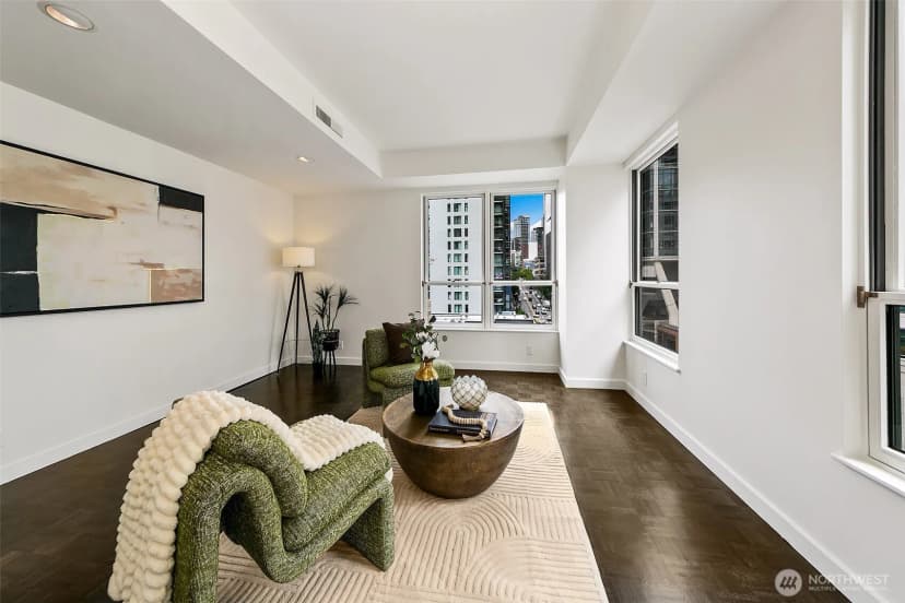 Property photo for 1107 1st Avenue #701, Seattle photo 3