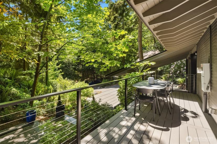 Property photo for 5 Lindley Road, Mercer Island photo 36