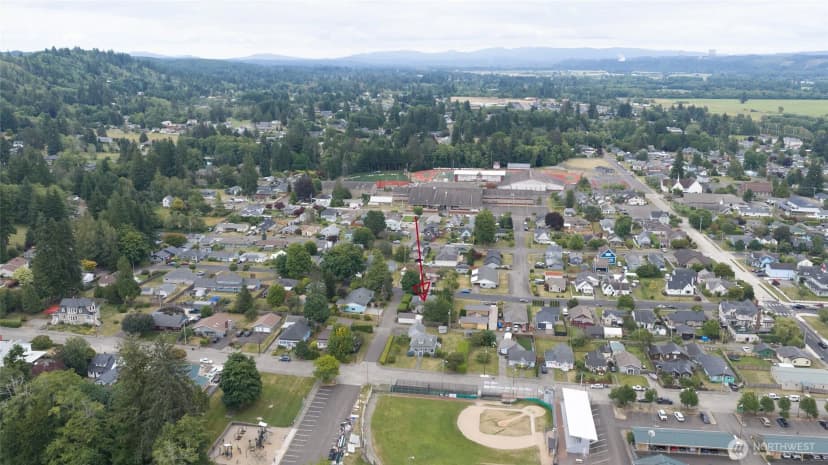 Property photo for 323 N Main Street, Montesano photo 6