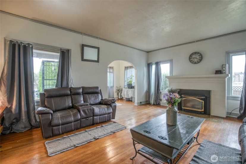 Property photo for 323 N Main Street, Montesano photo 12