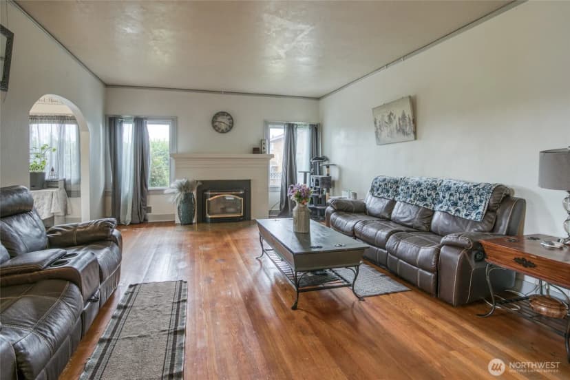 Property photo for 323 N Main Street, Montesano photo 11
