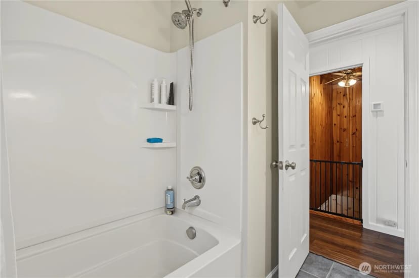 Property photo for 7007 Blaine Road, Aberdeen photo 24