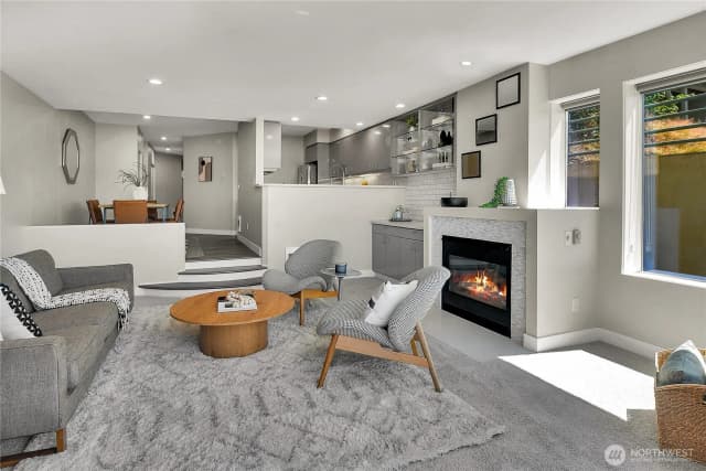 Property photo for 1202 Lakeview Boulevard E #1, Seattle photo 3