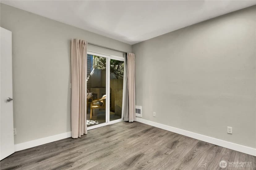 Property photo for 1202 Lakeview Boulevard E #1, Seattle photo 16