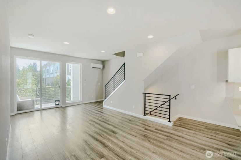 Property photo for 8607 22nd Place Ne, Seattle photo 6