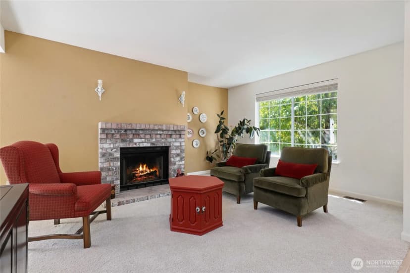 Property photo for 2114 Camas Avenue Ne, Renton photo 4