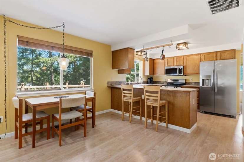 Property photo for 2114 Camas Avenue Ne, Renton photo 9